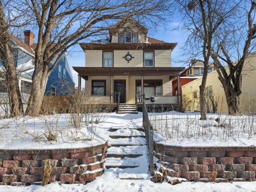 2425 Lyndale Avenue S, Minneapolis, MN 55405