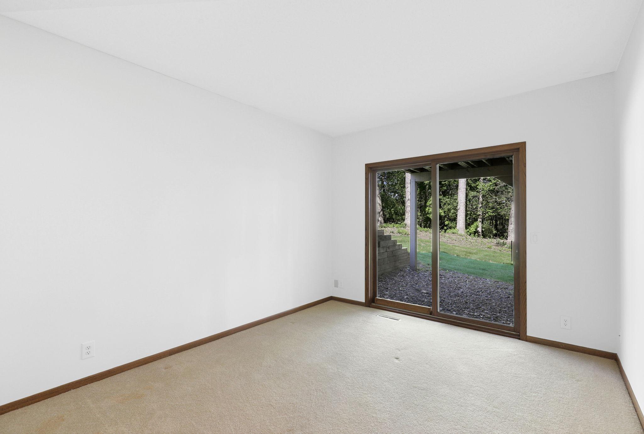 26 - Lower Level Bedrrom #4.jpg