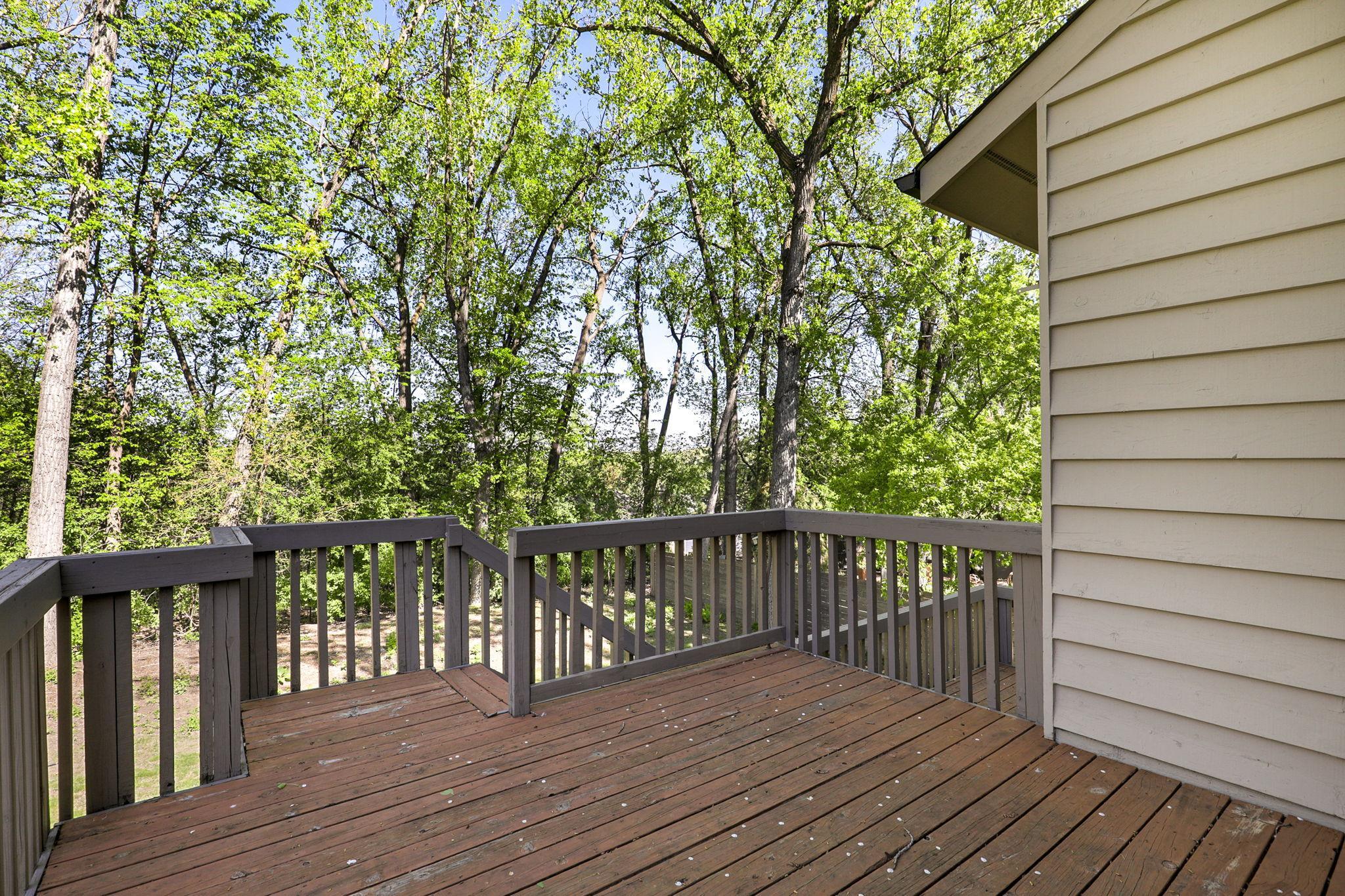 15c Kitchen Deck.jpg