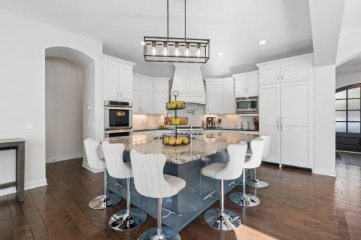 4414 Juleena Place, Minnetonka, MN 55345