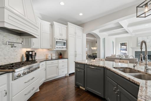4414 Juleena Place, Minnetonka, MN 55345