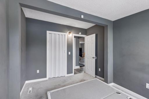 1726 4th Street E, Saint Paul, MN 55106