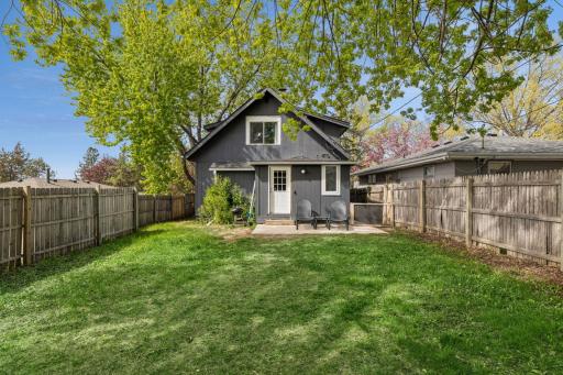 1726 4th Street E, Saint Paul, MN 55106