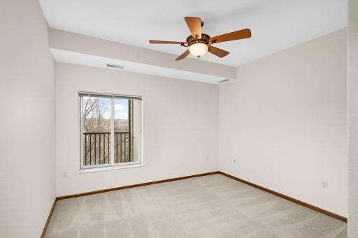 2nd bedroom / office