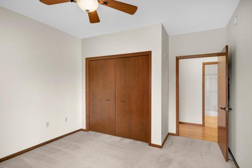 2nd bedroom / office