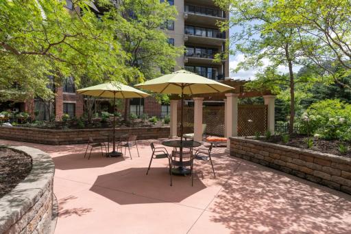 317 Groveland Avenue, 305, Minneapolis, MN 55403