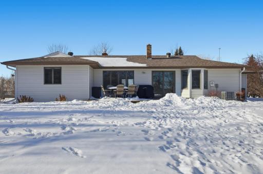 5422 35th Street S, Fargo, ND 58104