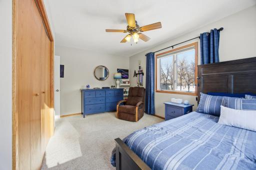 5422 35th Street S, Fargo, ND 58104