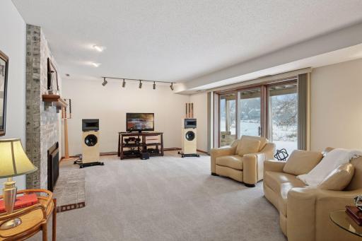 11824 Welters Way, Eden Prairie, MN 55347