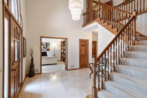 11824 Welters Way, Eden Prairie, MN 55347