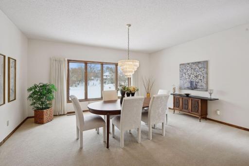11824 Welters Way, Eden Prairie, MN 55347