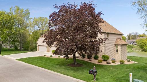 11824 Welters Way, Eden Prairie, MN 55347