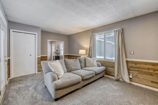 6739 Yucca Lane N - Web Quality - 014 - 14 Family Room.jpg