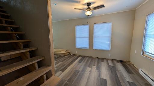 1489 State Hwy 200 Living room