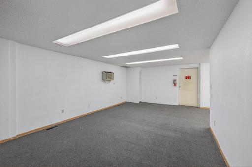 5201 Lakeland Avenue N, Minneapolis, MN 55429
