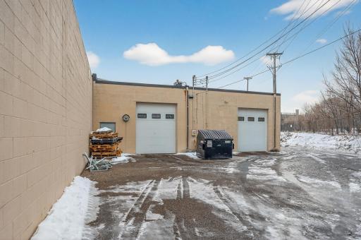 5201 Lakeland Avenue N, Minneapolis, MN 55429