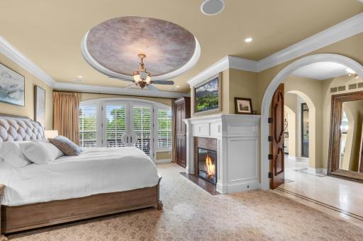 1560 Hunter Drive, Wayzata, MN 55391