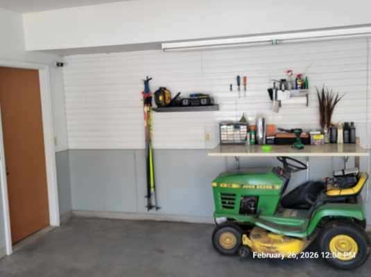 Garage storage system