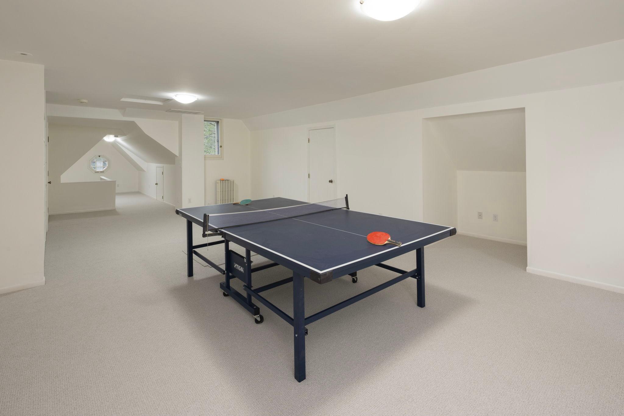 3rd floor playroom/bonus room