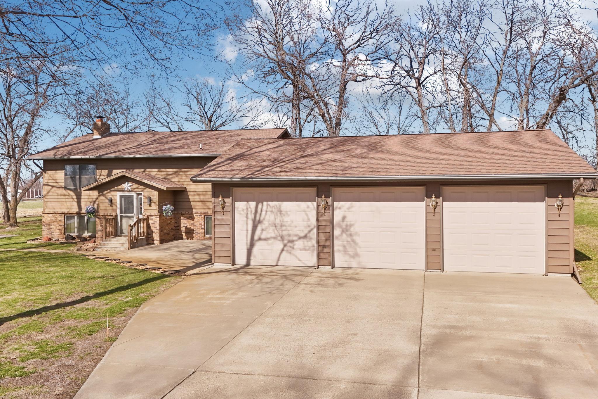 3-Stall Heated Garage