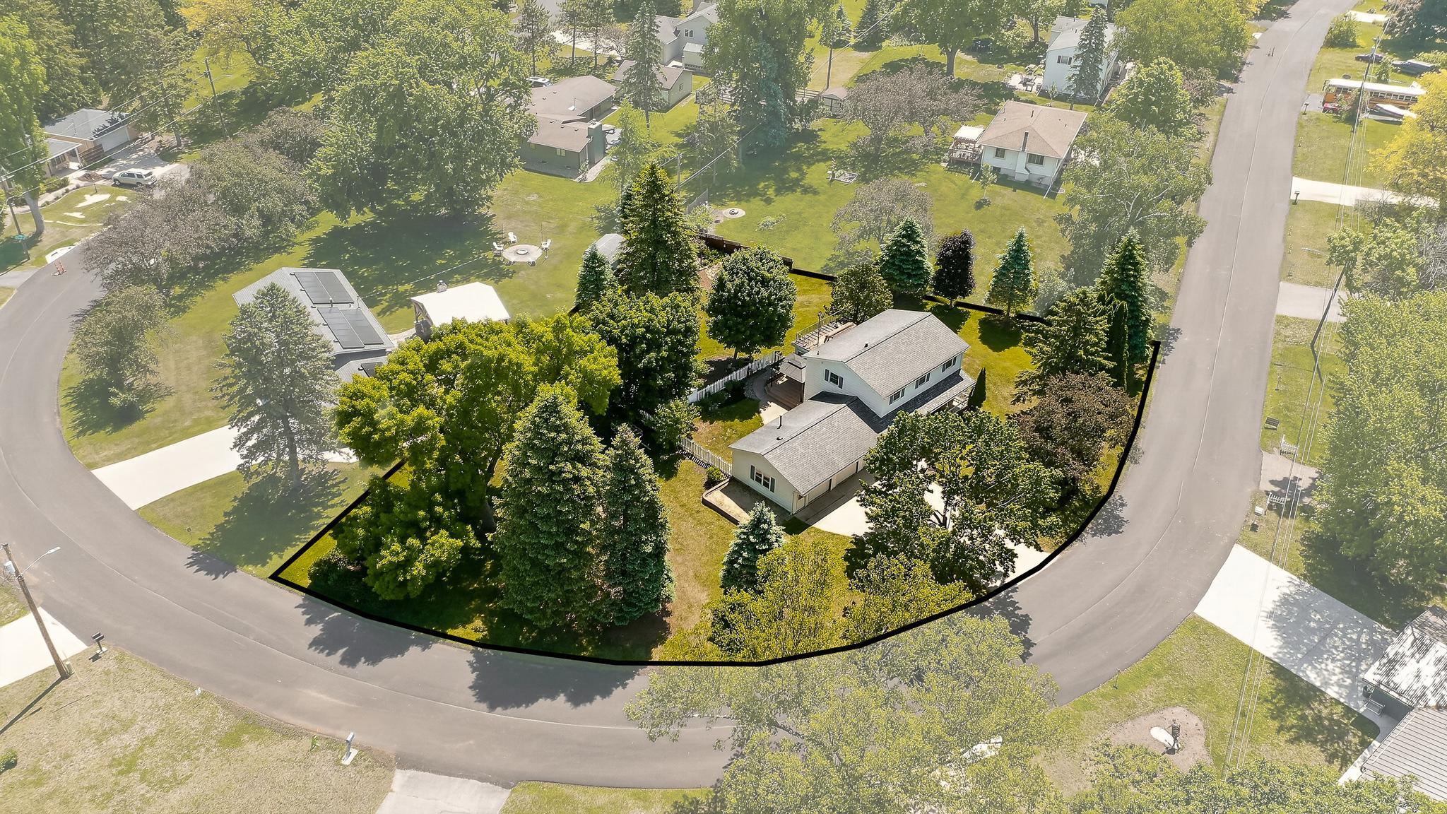 2750 Riverside lot line