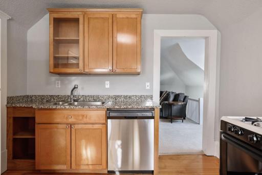 2504 Euclid Place, Minneapolis, MN 55405