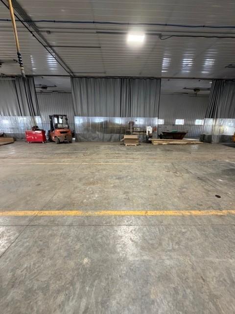 Main Shop Interior (2)