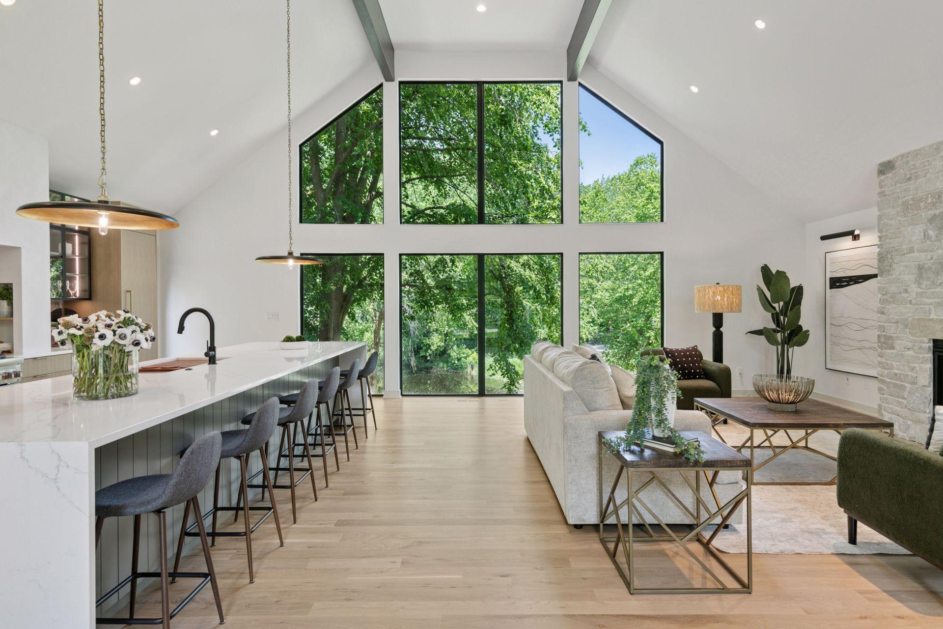 Gorgeous expansive views from floor to ceiling windows