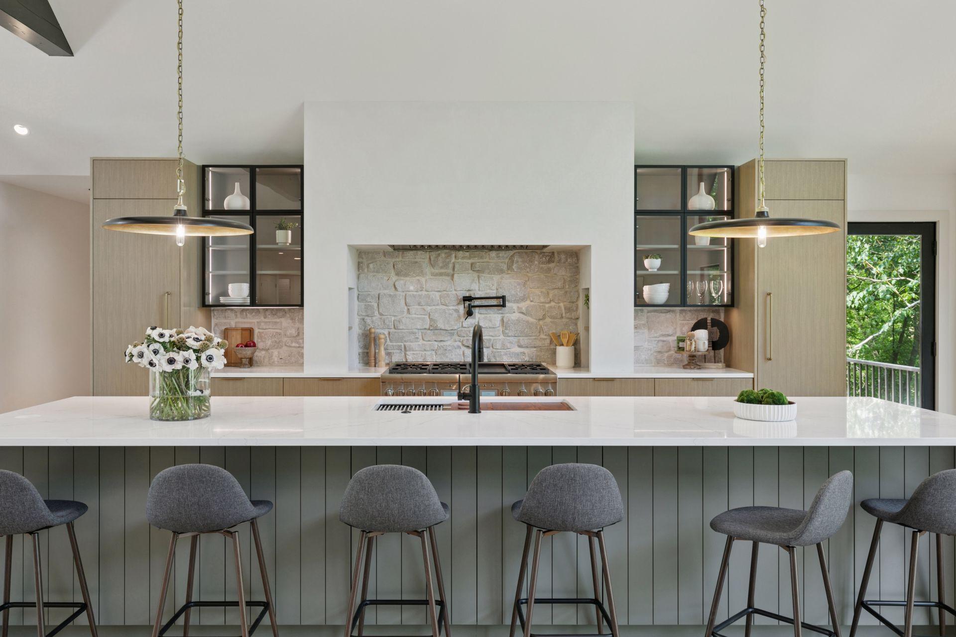 A chefs kitchen complete with Tumbled Silver Edge Stone