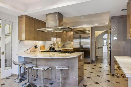 4637 E Lake Harriet Parkway, Minneapolis, MN 55419