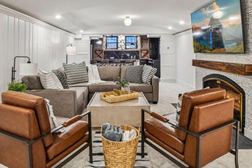 4637 E Lake Harriet Parkway, Minneapolis, MN 55419