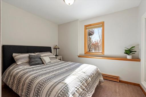 10047 Cove Pointe Road, Brainerd, MN 56401