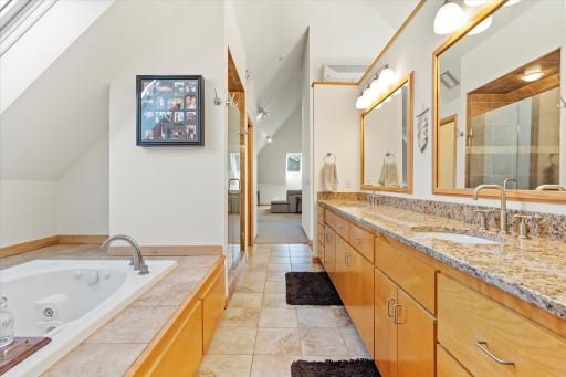 10047 Cove Pointe Road, Brainerd, MN 56401