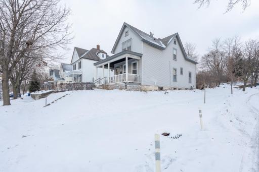 655 Robert Street S, Saint Paul, MN 55107