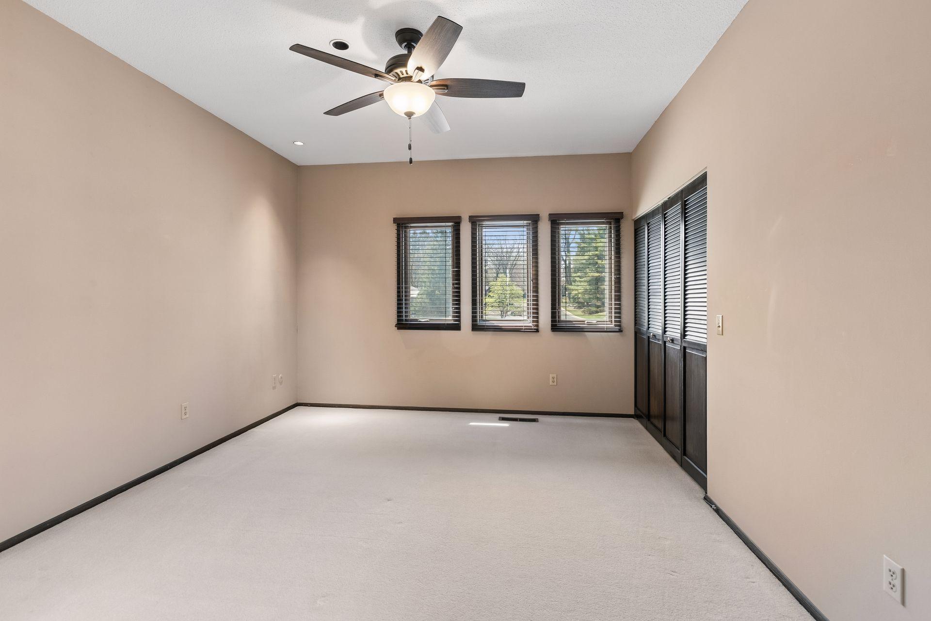 4334 Highland Drive - Spacecrafting - 0041.jpg