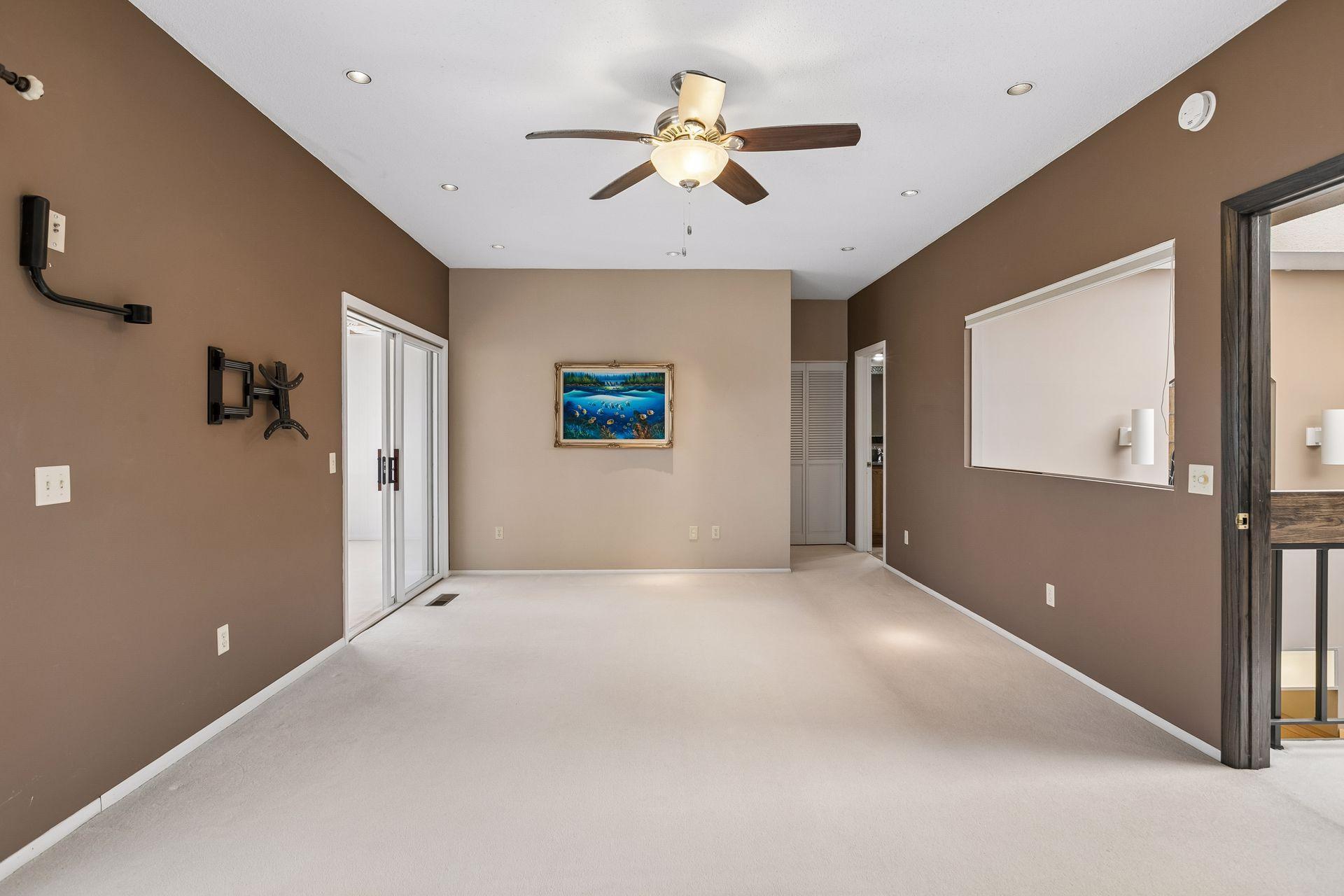 4334 Highland Drive - Spacecrafting - 0033.jpg