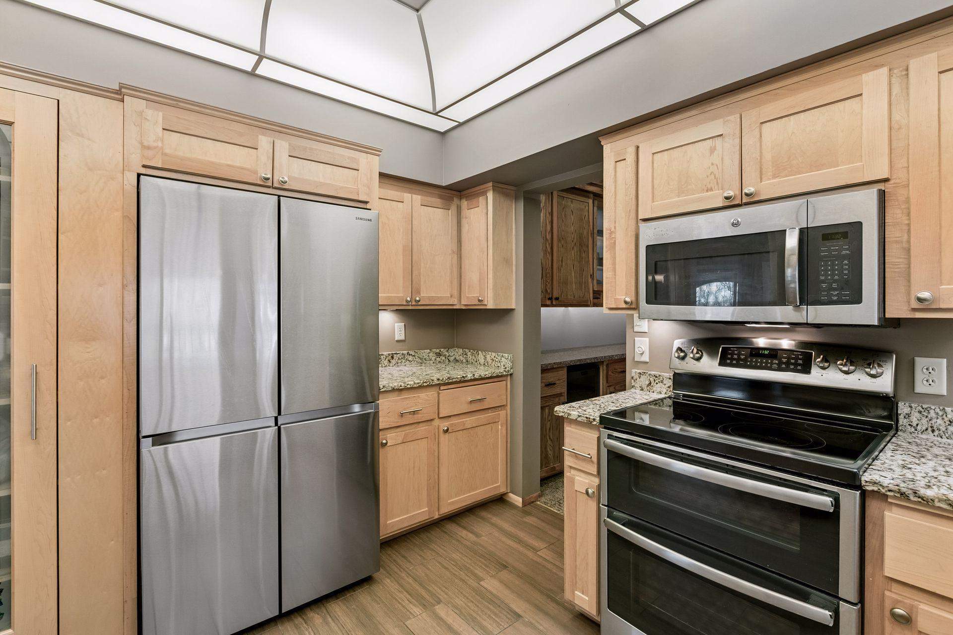 4334 Highland Drive - Spacecrafting - 0019.jpg