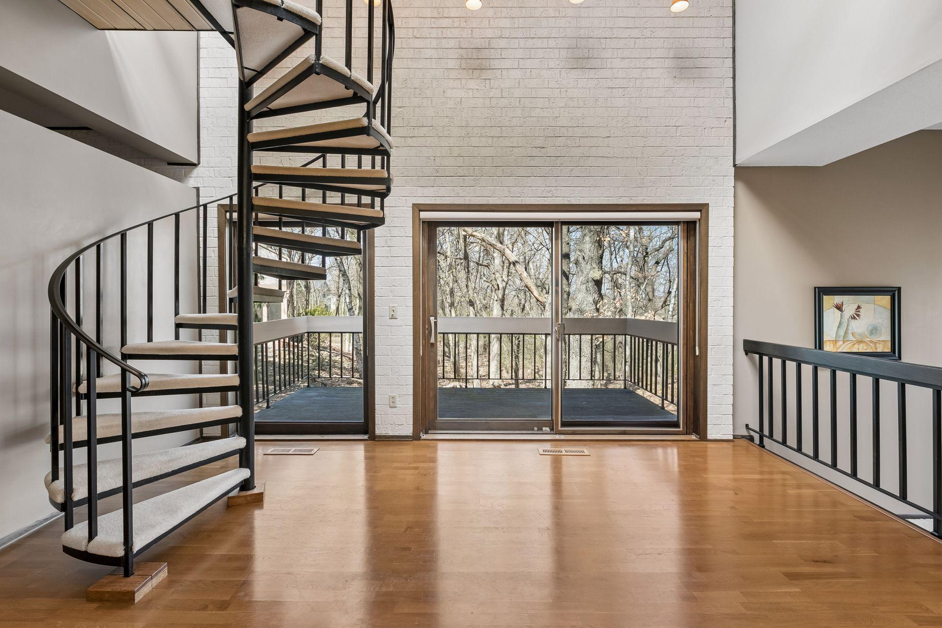 4334 Highland Drive - Spacecrafting - 0010.jpg