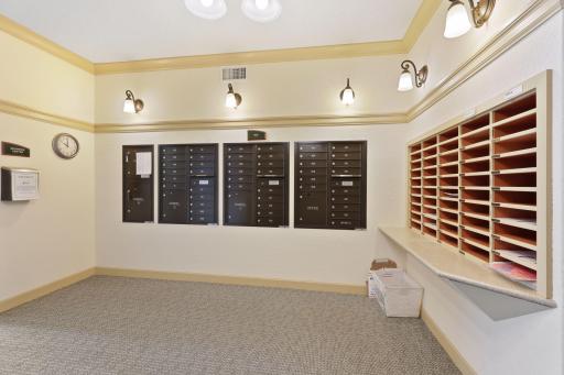 Summerhill Mail Room