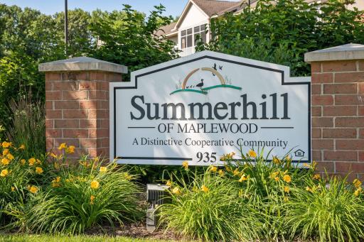 Welcome to your new neighborhood at Summerhill of Maplewood!