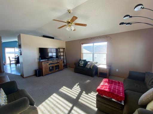 108 7th Street SE, Grand Meadow, MN 55936