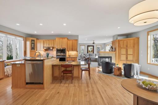 14831 Lac Lavon Drive, Burnsville, MN 55306