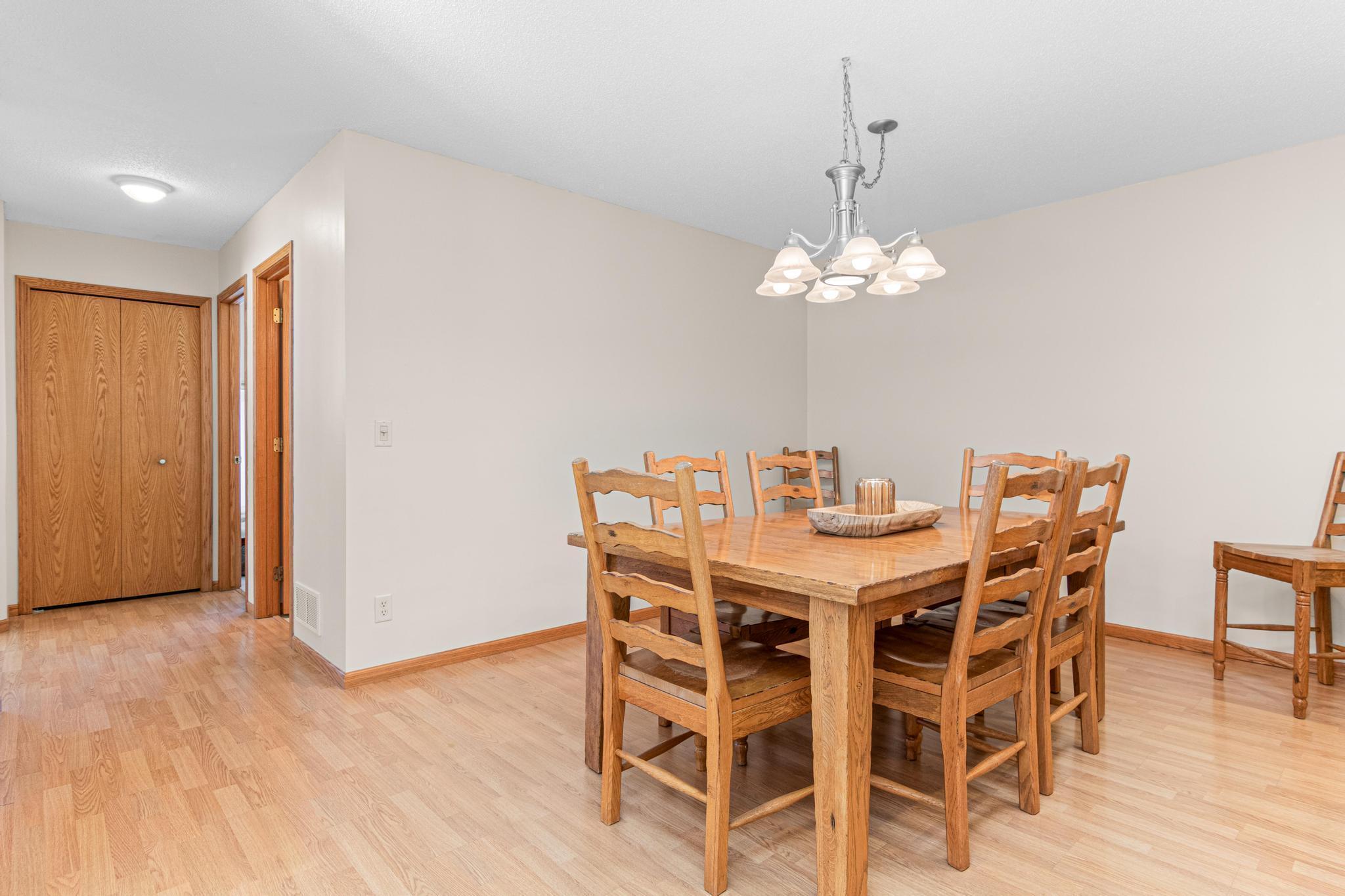 205 Circle View Drive-9.jpg