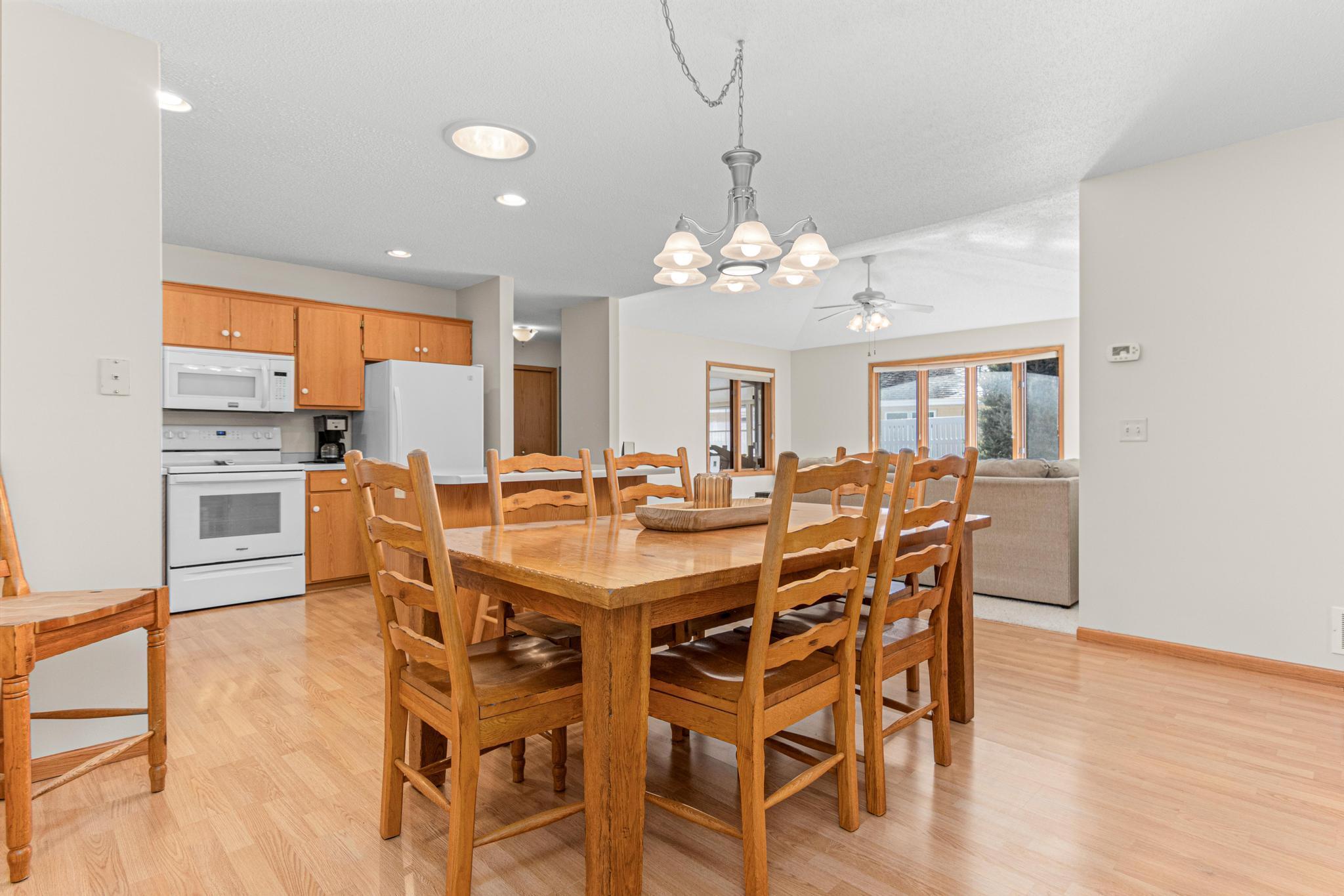 205 Circle View Drive-10.jpg