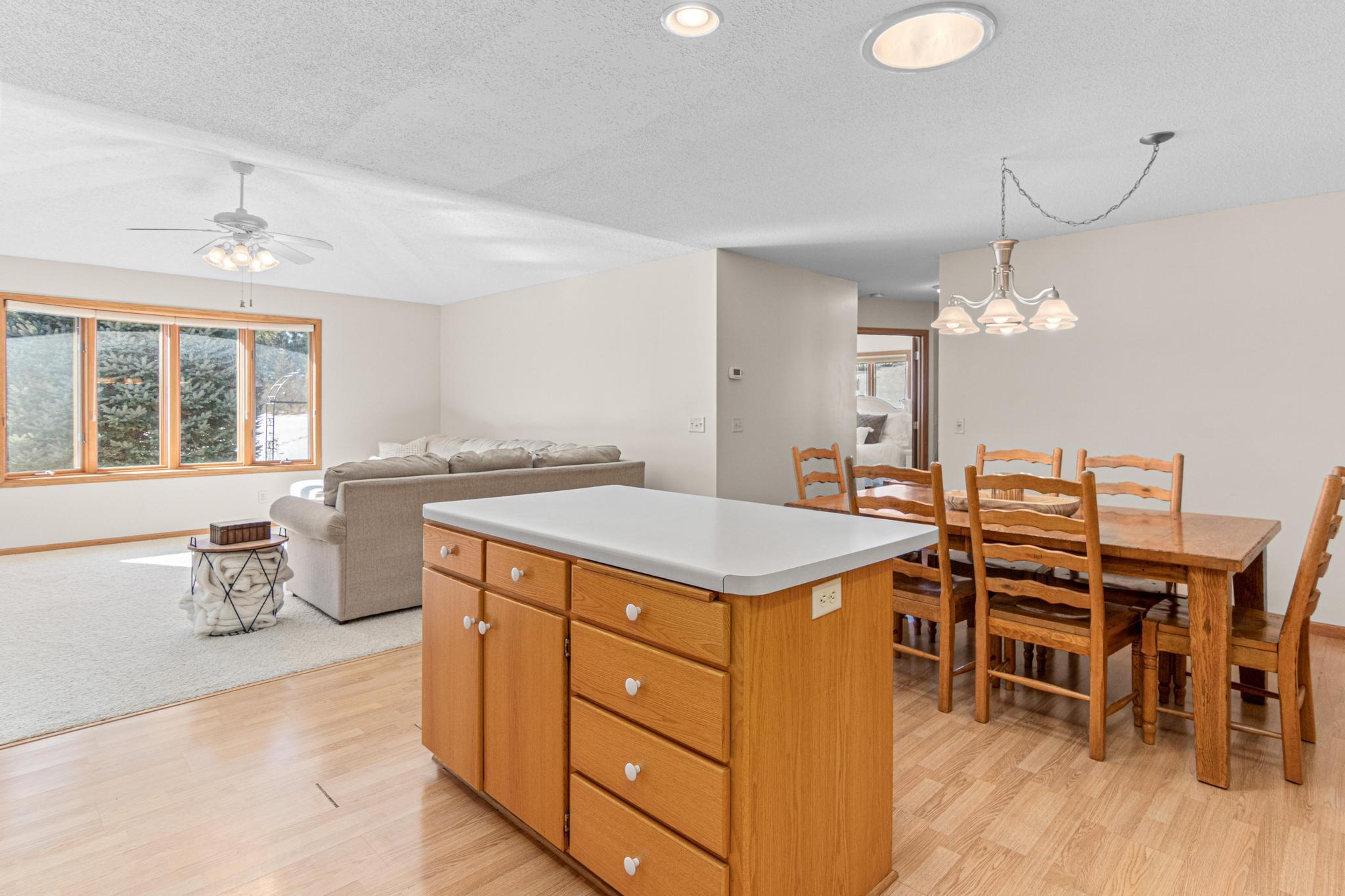 205 Circle View Drive-12.jpg