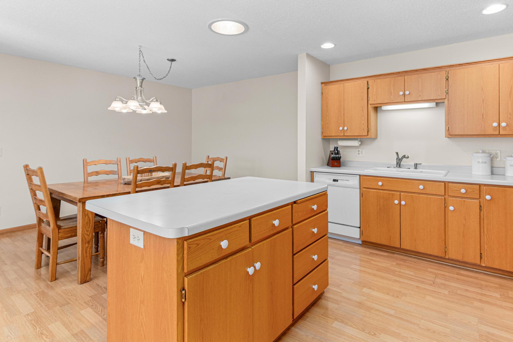 205 Circle View Drive-13.jpg