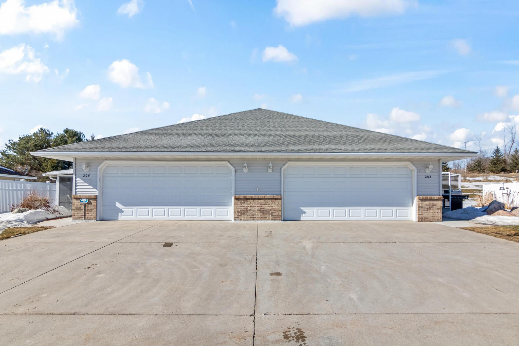 205 Circle View Drive-27.jpg