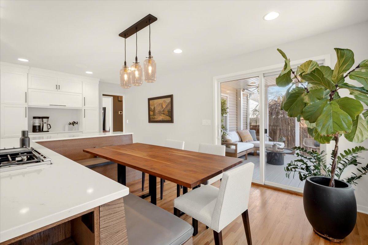 Kitchen/Dining/Patio