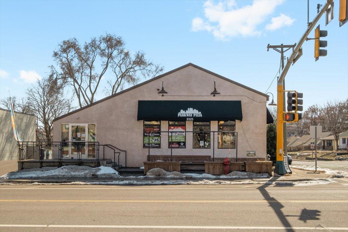 Parkway Pizza