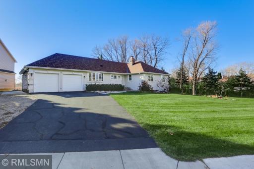 18455 95th Place N, Maple Grove, MN 55311